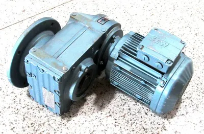 NEW SEW EURODRIVE FAF67DRE90L4DH GEAR MOTOR 50.74:1 230/460V DRE90L4DH