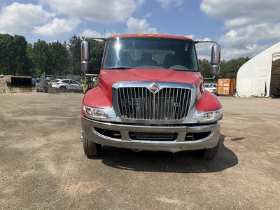 Used 2003 INTERNATIONAL 4000 SERIES Tow trucks Michigan US | Miedema Asset Management Group #1344792