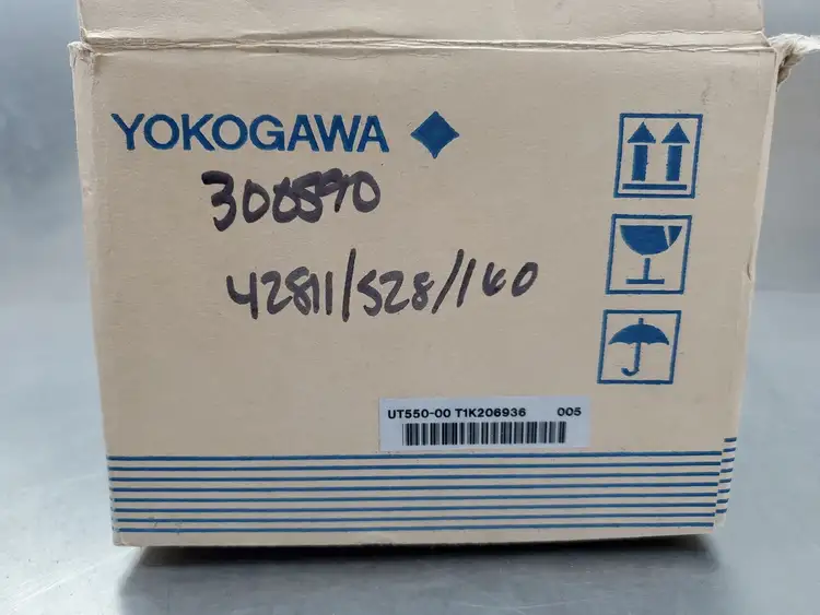 Used Yokogawa UT550-00 Temperature Controller Module, 100-240VAC, 20VA PLC Temperature Modules South Carolina US | Palmetto Automation #1159748