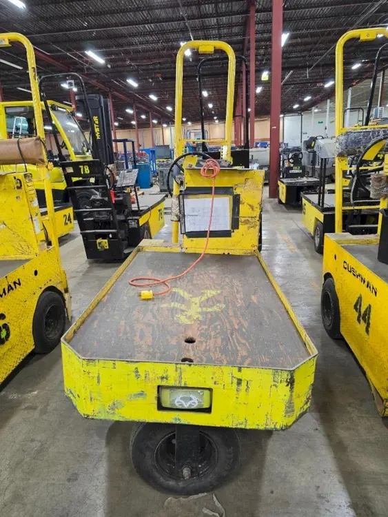 Used CUSHMAN 898361 Maintenance Carts Ohio US | Yoder Brothers machinery #397490