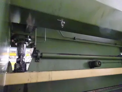 USED LVD PP 200 TON X 5100 MM