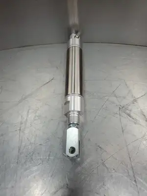 SMC NCDMC088-0200 Pneumatic Cylinder, 1.7MPa MAX. 6B-24