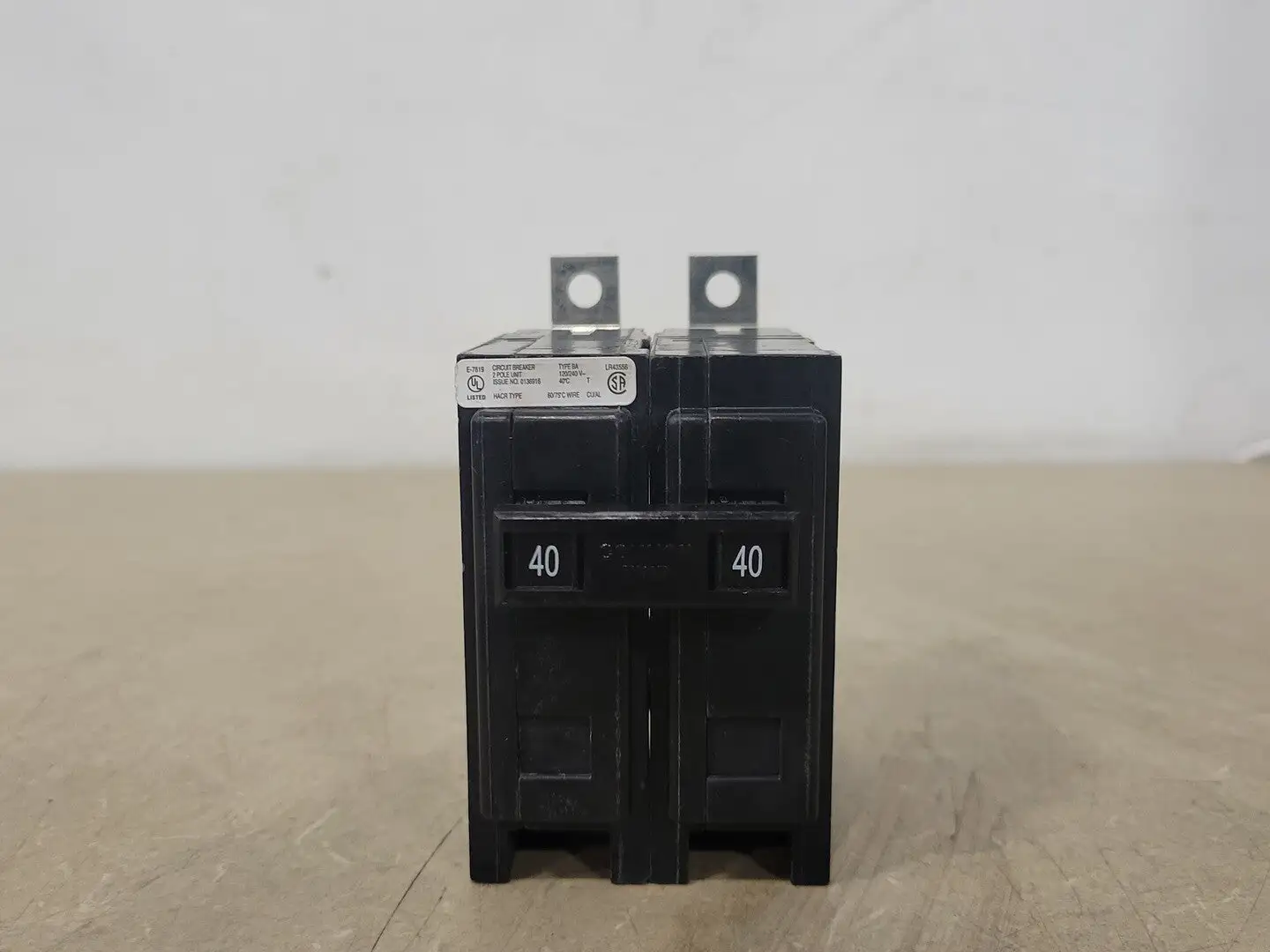 USED CUTLER-HAMMER BA240