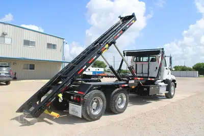 Used 2017 FREIGHTLINER 114SD Rolloff Trucks Texas US | Roll Off Truck World #1491741