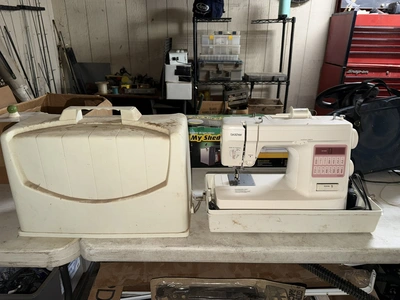 Used _UNKNOWN_ _UNKNOWN_ Sewing Equipment Michigan US | Miedema Asset Management Group #1313161