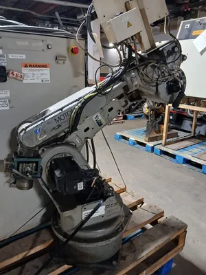 2008 Yaskawa Motoman HP 20 Material Handling | ACES Robotics Ltd (2)