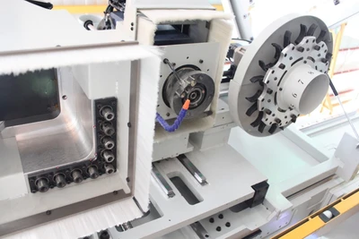 ANDERSON AMERICA STRATOS SUP / Nest Gantry Machining Centers (incld. Bridge & Double Column) | Rock Solid Tools (14)