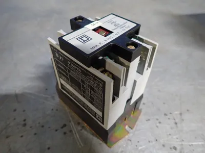 New | in-Stock SQUARE D 8501X040 Relays & Switches Ohio US | HGR 24 #884197