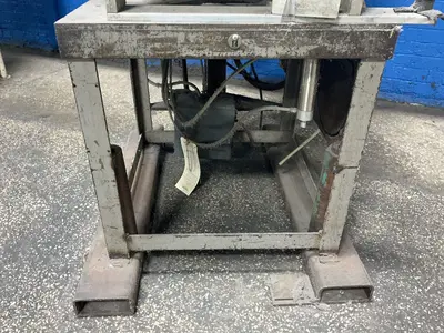 Used BELLOWSLOCKE CORP. B111 1004 Drilling Machines/Hole Boring Machines Ohio US | HGR 24 #1572351
