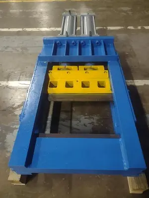 USED NEILSON & HIEBERT TAIL CUTTER