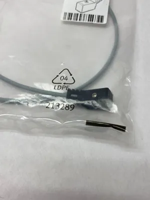 NEBV-Z4WA2L-R-E-0.5-N-M8G3-S1,8047683 | Festo NEBV-Z4WA2L-R-E-0.5-N-M8G3-S1 Connecting Cable 8047683 - New