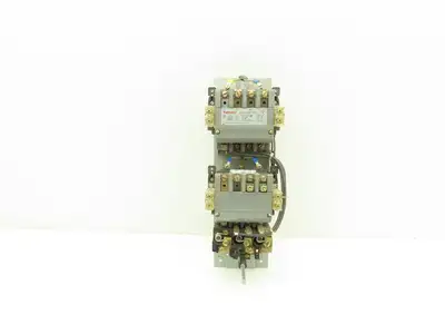 Furnas 22DP32AFE3 Reversing Motor Starter 10Hp Size 1 Max 27A 600 VAC Overload