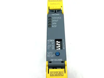 USED SIEMENS SIRIUS ADVANCED BASIC SAFETY RELAY BROKEN TERMINAL