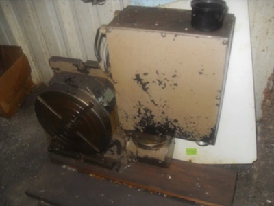 USED 1987 SUPERMAX YCM-72A