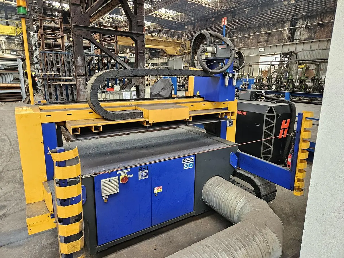 USED 2021 MICROSTEP RS