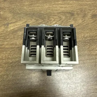 Used CUTLER-HAMMER GD 22K, GD322K Circuit Breakers | Surplus Asset Holdings #1189071