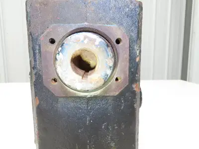 Grove Gear HMQ226-1 Worm Gearbox 20:1 Reducer 2.37Hp 87.5rpm 140TC Dual Shaft