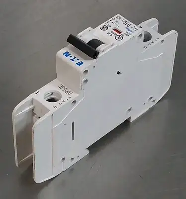 Eaton FAZ-D10/1-NA-SP 1 Pole 10A Circuit Breaker Loc4E33
