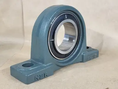 NEW NSK UKP215D1