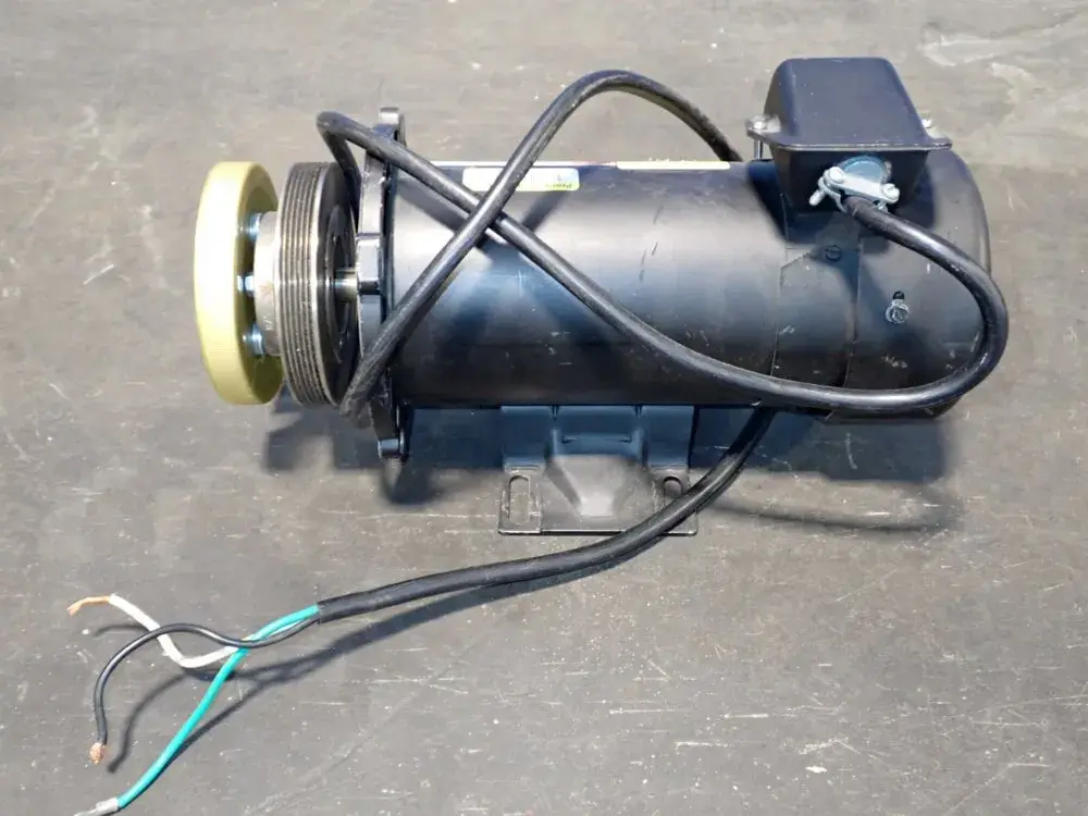 USED DAYTON 2M168D