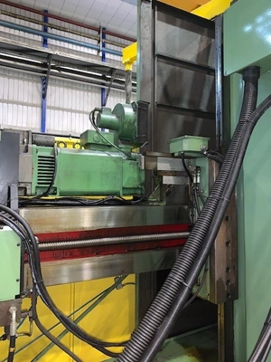 LAZZATI CNC T-Type Ram Mill, very good used condition, visible under power, POA
