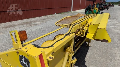 USED JOHN DEERE 640A