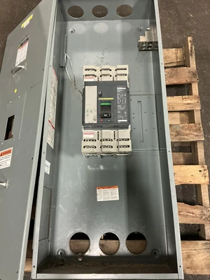 Square D _UNKNOWN_ Disconnectors & Load Switches | Equipment Recovery Corp. (13)