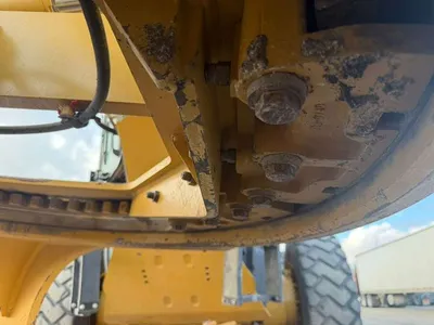 2015 Caterpillar 140M3
