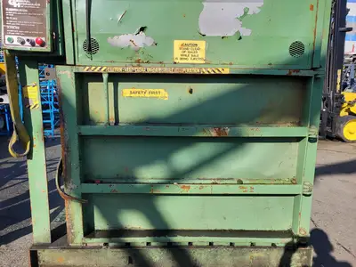 230 Volts Green Baler
