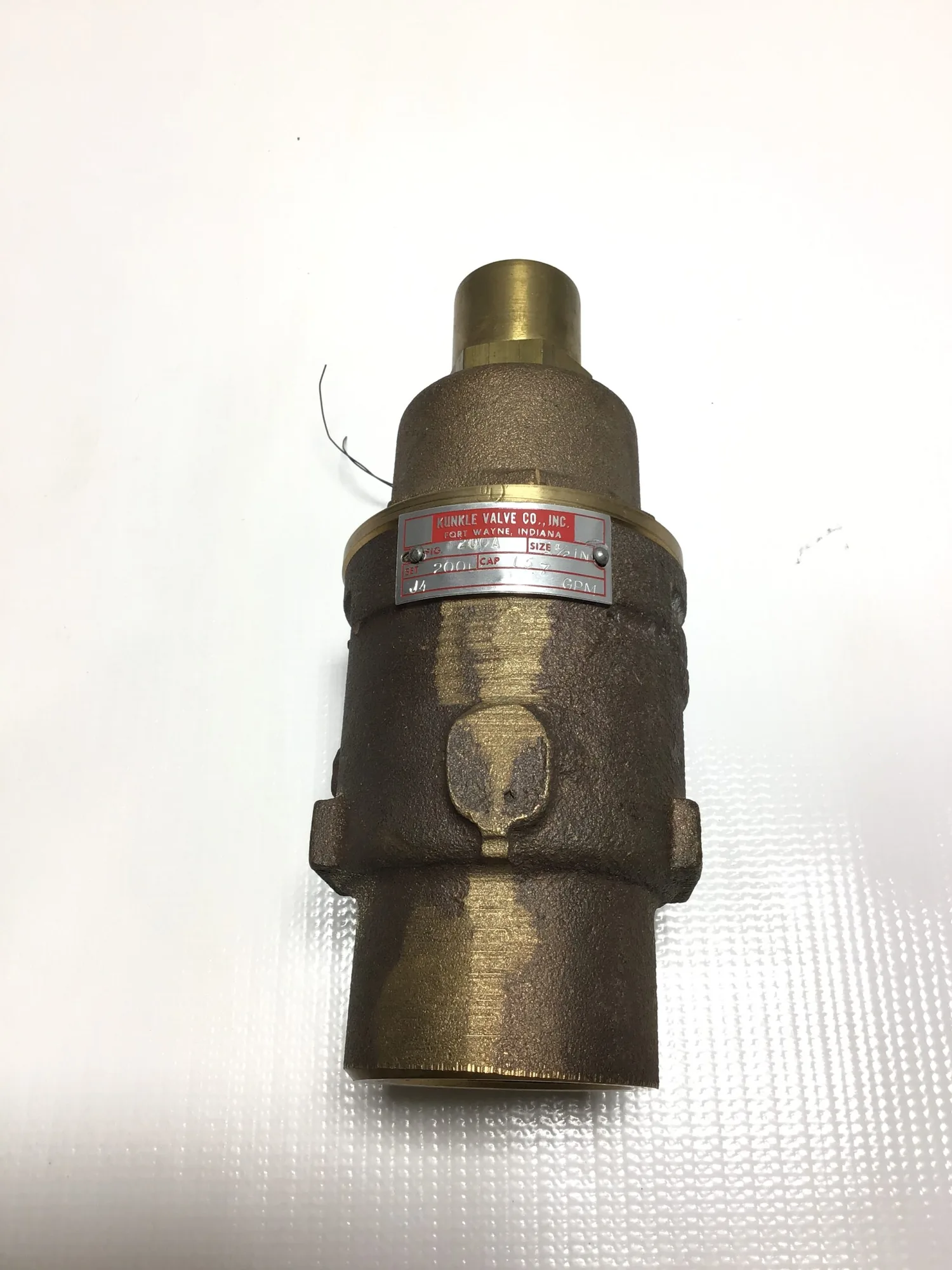 Kunkle 200A Pressure Relief Safety Valve Size 1/2″ in Set 200 Cap 137 GPM