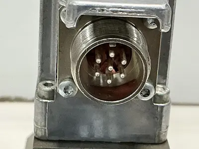 USED BOSCH 0 811 404 607