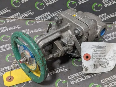 1/2" Kitz AK300UMM Socket Weld Gate Valve Surplus