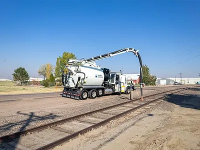 2026 KAISER PREMIER CV100T Hydro Excavator | American Contractors Equipment Supply (4)