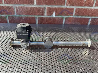 USED ITT PURE FLO 4 -WAY DIAPHRAGM VALVE W/ 1 1/2" TO 1" TO 1/4" SANITARY FITTING