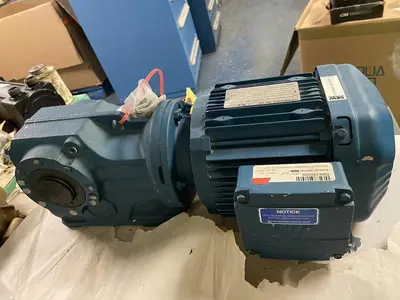New | in-Stock SEW-EURODRIVE KA47TDRE90M4 Misc Electrical & Power Parts | Surplus Asset Holdings #1217752