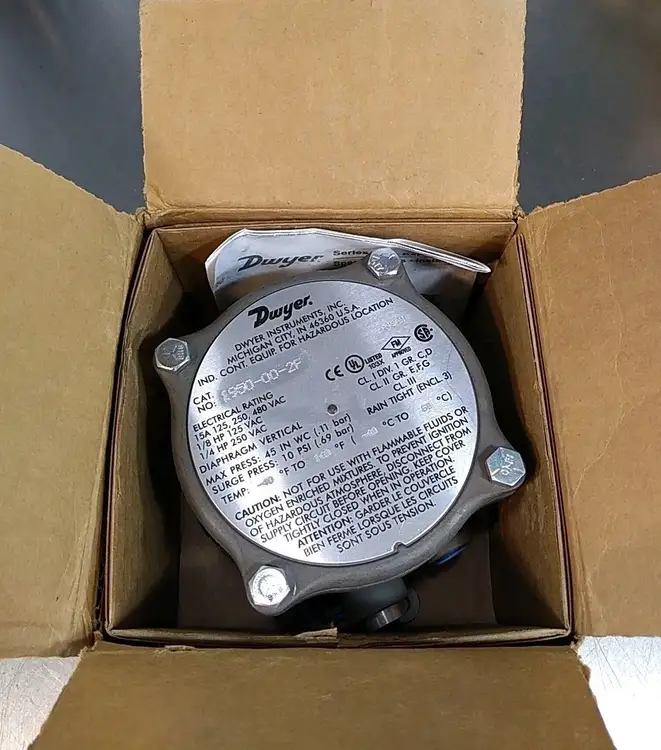 Used Dwyer _UNKNOWN_ Pressure Switches South Carolina US | Palmetto Automation #1160646
