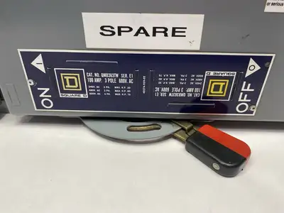 USED SQUARE D SER. E1 FUSIBLE TWIN SWITCH PANELBOARD DISCONNECTOR UNIT 100A