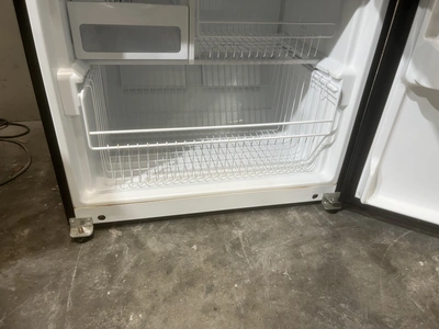 Used LG FREEZER ON BOTTOM Refrigerators Michigan US | Miedema Asset Management Group #1425137