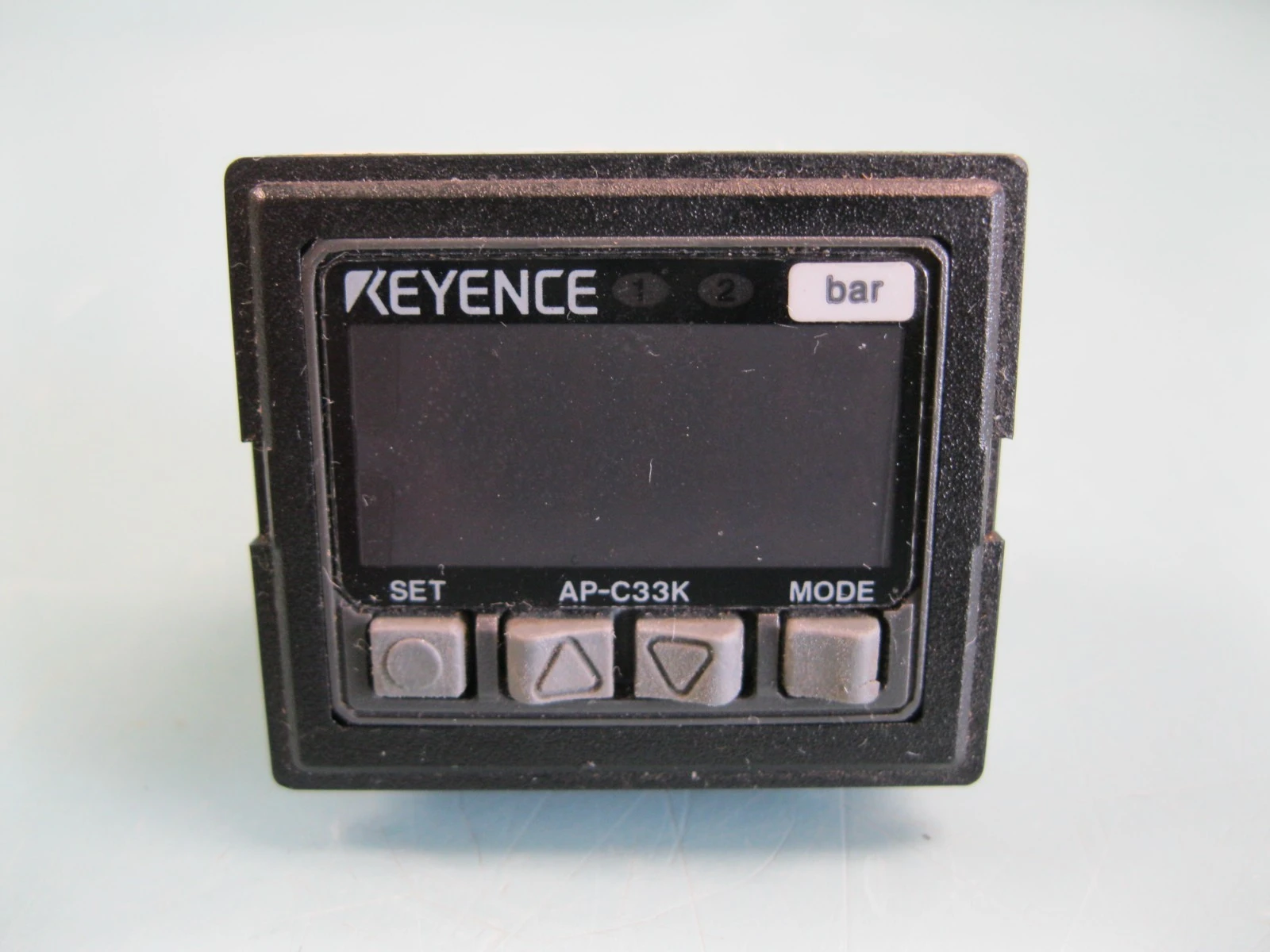 USED KEYENCE AP-C33K