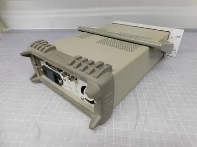 Used _UNKNOWN_ _UNKNOWN_ Signal Generators Texas US | Aucto #1510350