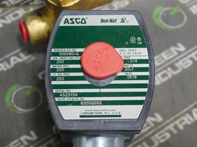 ASCO 8300G58G Red Hat Solenoid Switch 250 PSI 1/4 Pipe 20 W 120V / 60 Hz  New
