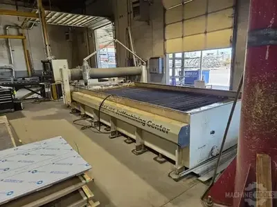 USED 2019 OMAX 80X