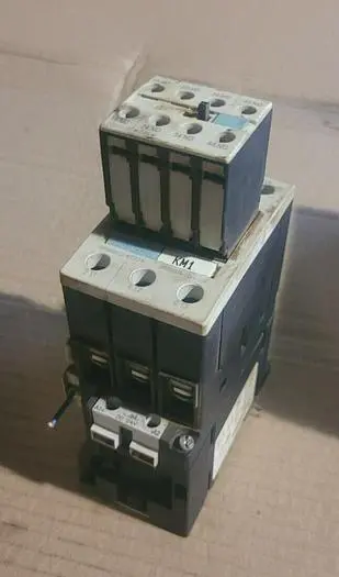 Used SIEMENS 3RT1035-1BB40 Misc Electrical & Power Parts Wisconsin US | Lemke Machinery Sales #313377