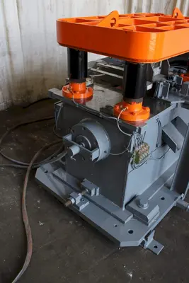 25 TON SAMCO 4 POST MECHANICAL CUT OFF PRESS. STOCK # 0313723