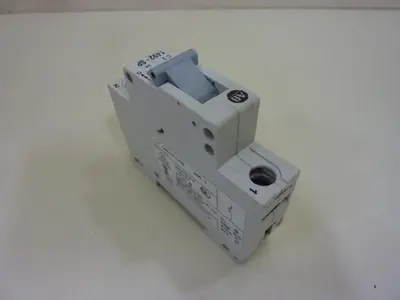 USED ALLEN BRADLEY 1492-SP1C020 SER C