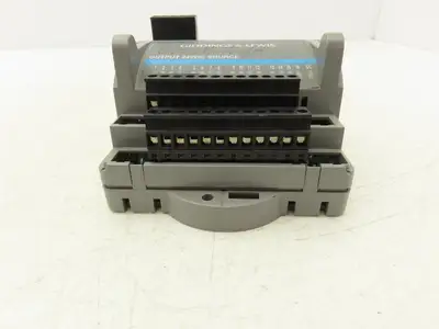 Used GIDDINGS & LEWIS _UNKNOWN_ PLC Input & Output Indiana US | Arrow Industrial #1567204