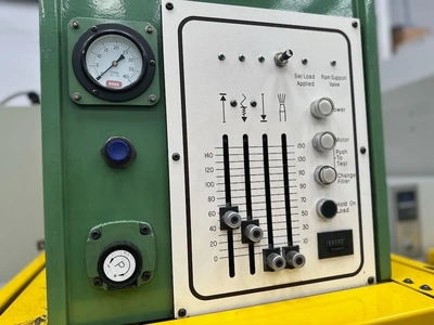 Used 2002 HARE 25HP Hydraulic Presses GB | Charter Auctions #1398553
