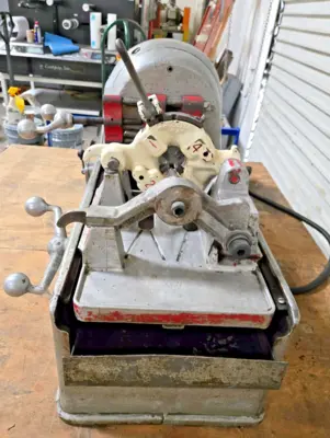 Used Collins _UNKNOWN_ Taps & Dies | Amiron Machinery #737041