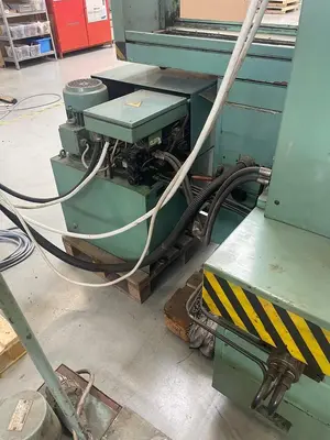 Used 1992 POVAŽSKÉ STROJÁRNE BRH 20.02 Reciprocating Surface Grinders CZ | Amaron s.r.o. #1519103