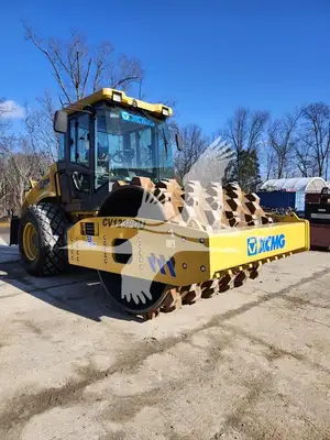 USED 2023 XCMG CV123PDU
